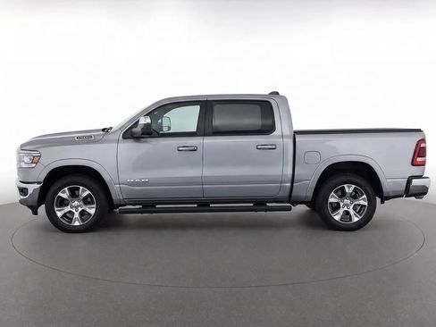 Used 2022 RAM 1500 Laramie AWD/4WD image 7