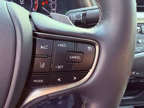 Certified 2020 Lexus ES 350 w/ Premium Package image 22