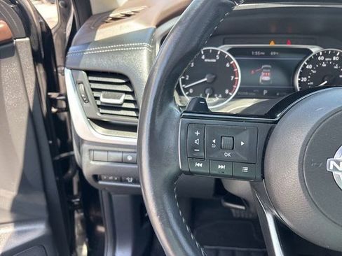 Used 2023 Nissan Rogue SV w/ SV Premium B Package AWD/4WD image 17