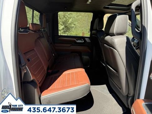 Used 2025 GMC Sierra 3500 Denali Ultimate AWD/4WD image 33
