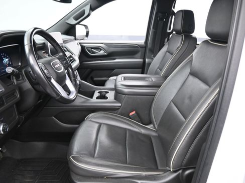 Used 2023 GMC Yukon SLT image 10