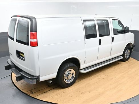 Used 2024 Chevrolet Express 2500 w/ Driver Convenience Package image 38