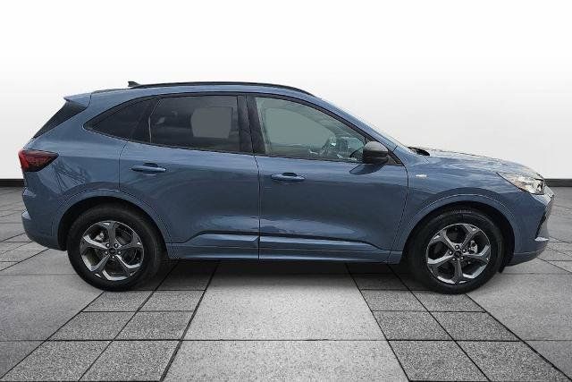 Certified 2024 Ford Escape ST-Line w/ Tech Pack #1 FWD image 4