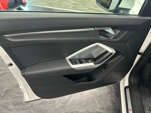 Used 2022 Audi Q3 2.0T Premium AWD/4WD image 9