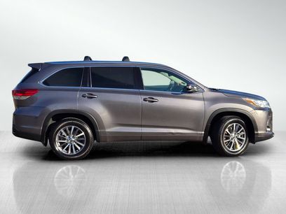 Used 2017 Toyota Highlander XLE