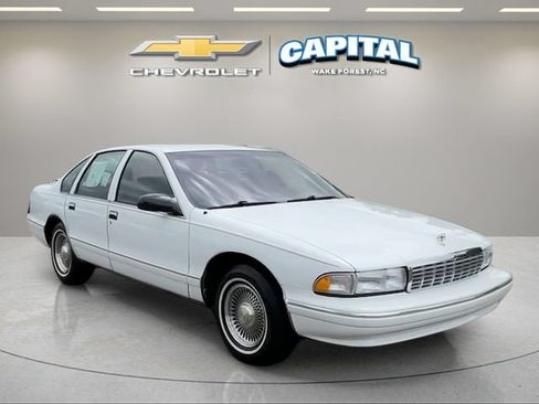 Used 1996 Chevrolet Caprice SS RWD image 7
