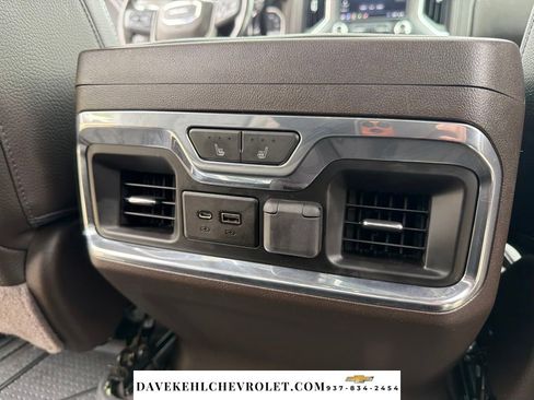 Used 2019 GMC Sierra 1500 Denali w/ Denali Ultimate Package AWD/4WD image 24