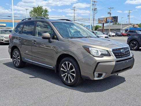 Used 2017 Subaru Forester 2.0XT Touring AWD/4WD image 3