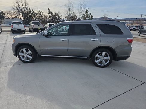 Used 2011 Dodge Durango Citadel w/ Trailer Tow Group IV image 8