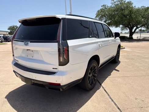 Used 2022 Cadillac Escalade Sport Platinum w/ LPO, ONYX Package AWD/4WD image 7