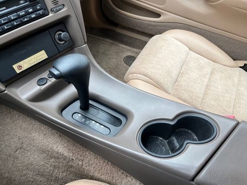 Used 1997 Mercury Cougar XR7 image 21