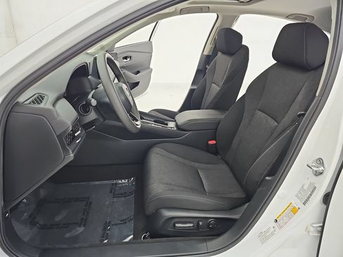 Used 2024 Honda Accord EX image 18