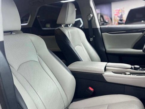 Used 2017 Lexus RX 350 FWD w/ Accessory Package image 12