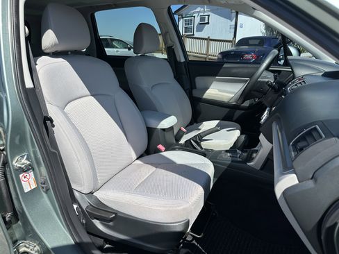 Used 2018 Subaru Forester 2.5i Premium AWD/4WD image 10