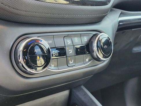 Used 2023 Chevrolet TrailBlazer LT w/ Convenience Package AWD/4WD image 20