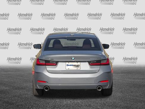 Certified 2023 BMW 330i xDrive Sedan w/ Driving Assistance Package image 8
