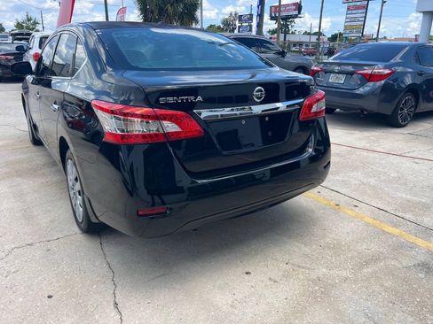 Used 2015 Nissan Sentra SV FWD image 4