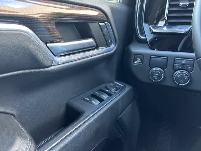 Used 2024 Chevrolet Silverado 1500 LT RWD image 40