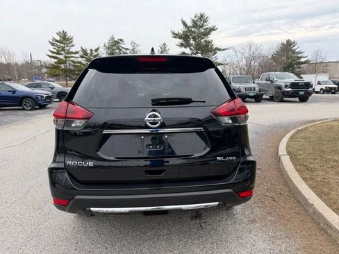 Used 2020 Nissan Rogue SL w/ Premium Package image 4