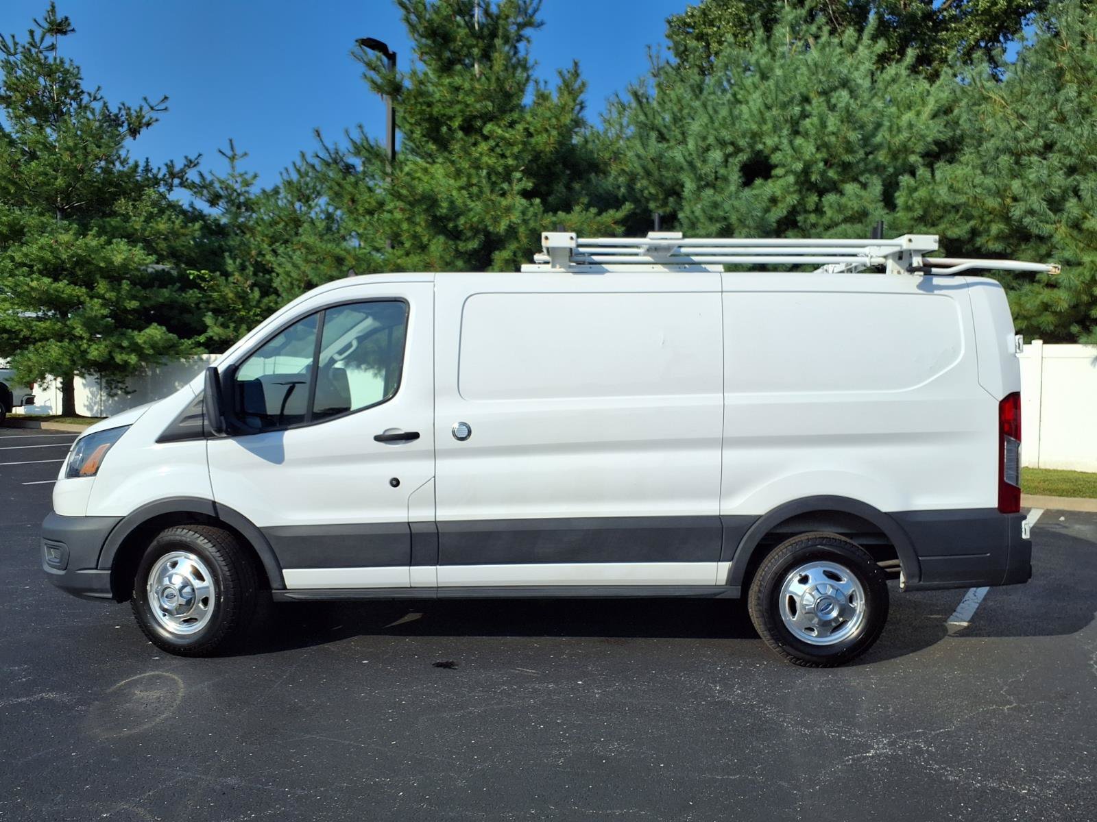Used 2021 Ford Transit 250 Low Roof AWD image 30