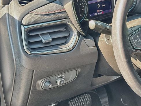 Used 2022 Chevrolet Equinox RS w/ RS Leather Package FWD image 10