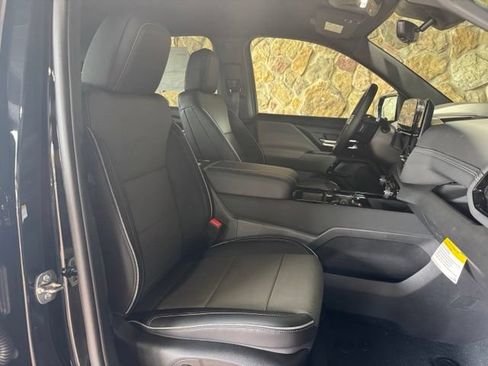 New 2026 Chevrolet Silverado EV Trail Boss w/ Premium Package AWD/4WD image 26