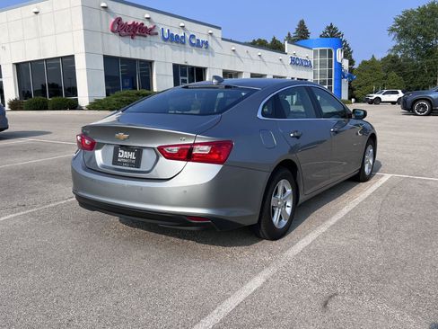 Used 2024 Chevrolet Malibu LT FWD image 16