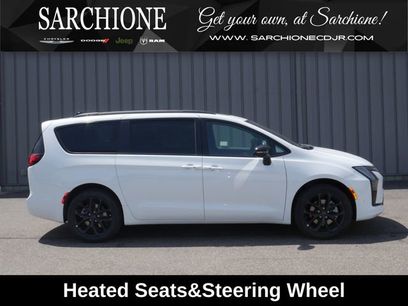 New 2027 Chrysler Pacifica Limited