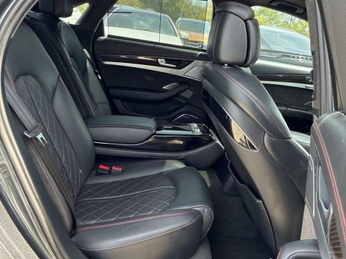 Used 2017 Audi S8 Plus w/ Dynamic Package AWD/4WD image 16