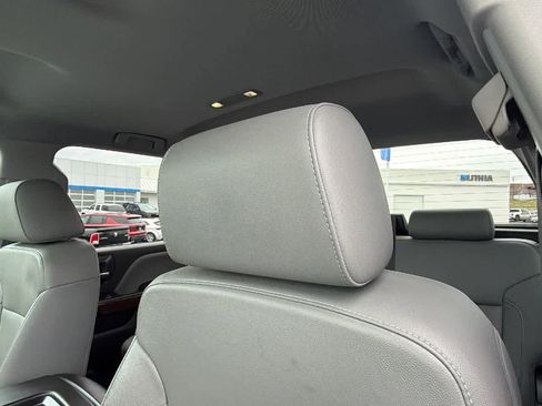 Used 2018 GMC Sierra 2500 SLT image 11