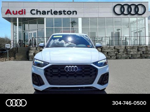 Certified 2025 Audi Q5 2.0T Premium w/ Convenience Plus Package image 8