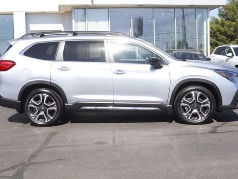 Certified 2025 Subaru Ascent Touring w/ Popular Package #1 image 2