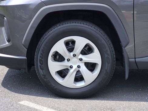 Used 2023 Toyota RAV4 LE AWD/4WD image 9