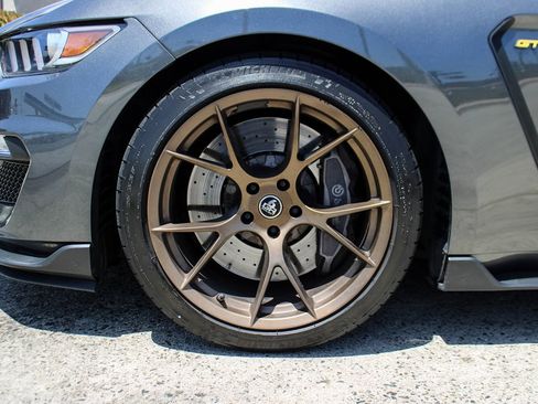 Used 2017 Ford Mustang Shelby GT350 w/ Electronics Package image 33