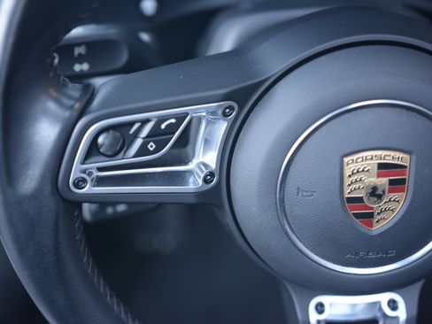 Certified 2024 Porsche 718 Boxster image 19