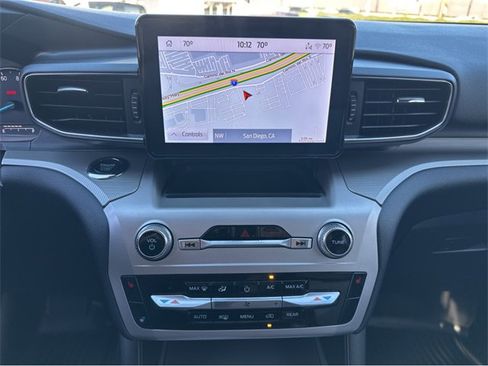 Used 2022 Ford Explorer XLT w/ Equipment Group 202A image 20