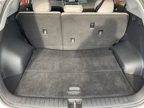 Used 2019 Hyundai Tucson SE image 43