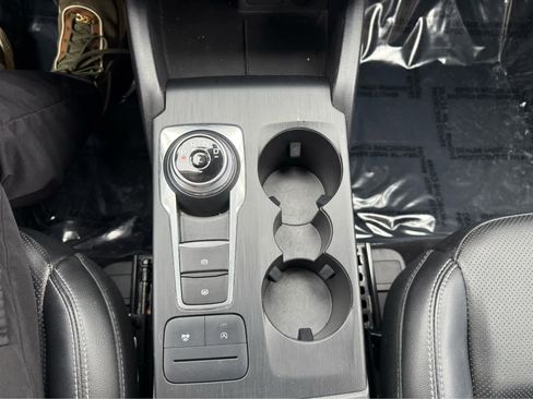 Used 2022 Ford Escape SEL image 21