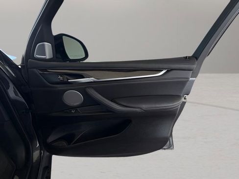 Used 2018 BMW X5 xDrive50i image 41