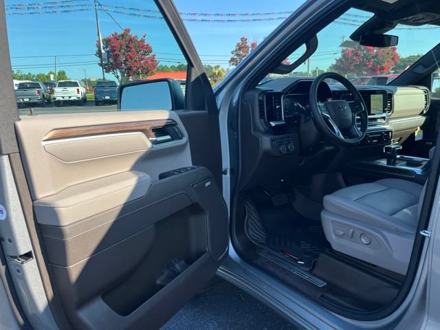 New 2026 Chevrolet Silverado 1500 RST w/ RST All Star Premium Package AWD/4WD image 4