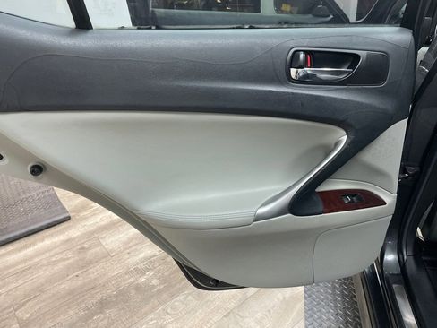 Used 2007 Lexus IS 250 image 30