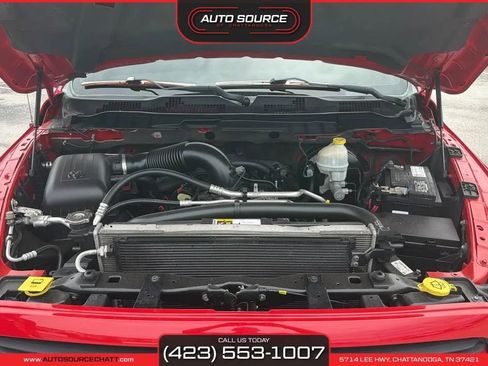Used 2015 RAM 1500 Express AWD/4WD image 9