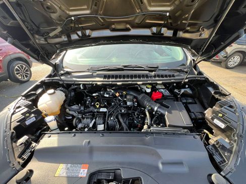 Used 2024 Ford Edge SEL image 33