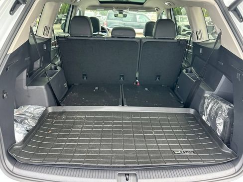 Certified 2026 Volkswagen Atlas SE w/ Panoramic Sunroof Package FWD image 51