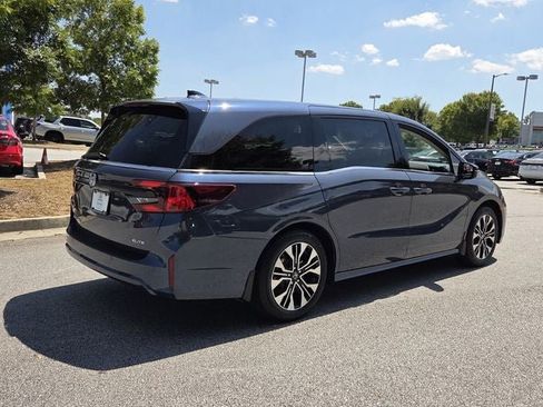 Certified 2026 Honda Odyssey Elite image 7