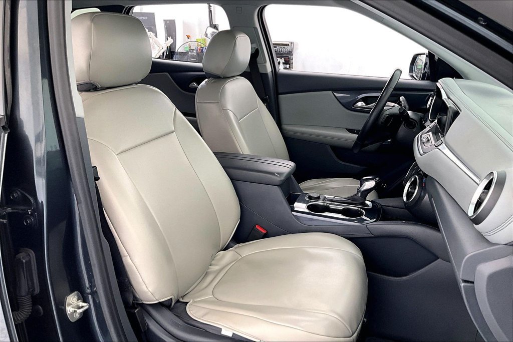 Used 2020 Chevrolet Blazer LT FWD image 9