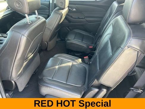 Used 2021 Chevrolet Traverse RS AWD/4WD image 39
