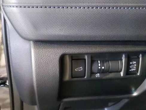 Used 2026 Subaru Forester Premium AWD/4WD image 19