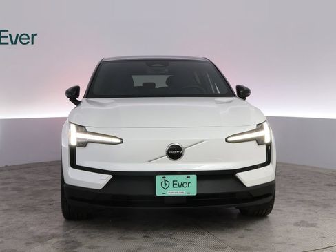 Used 2025 Volvo EX30 Plus w/ Protection Package Premier AWD/4WD image 12