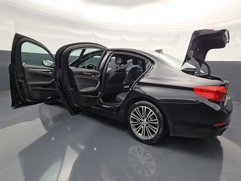 Used 2019 BMW 530i xDrive AWD/4WD image 30